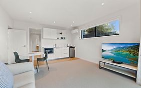Guest House With Mountain Views