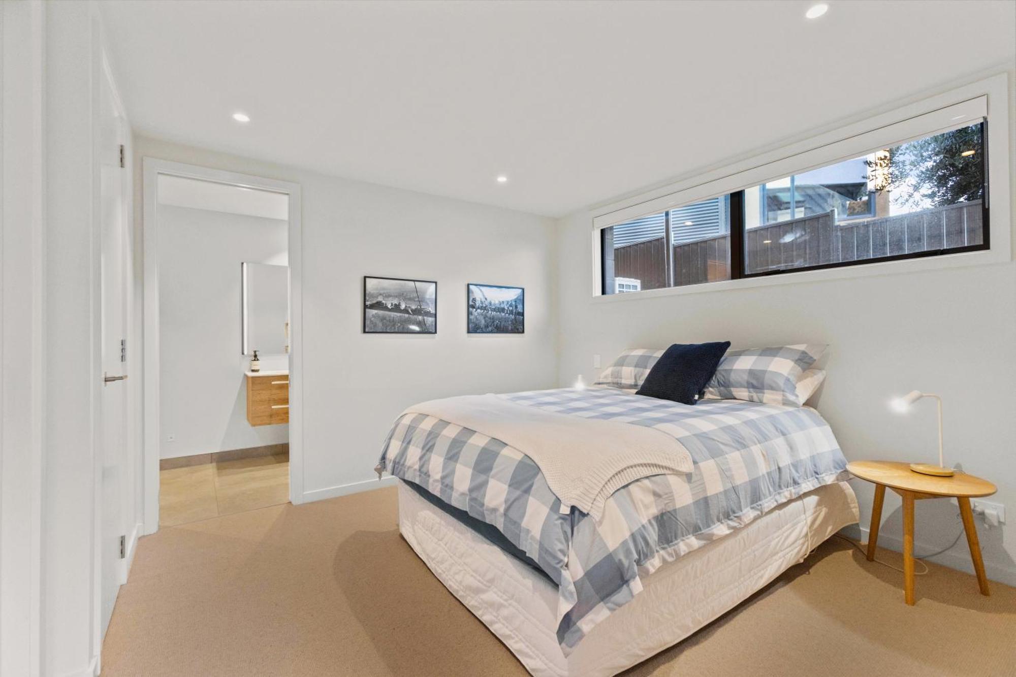 Guest House With Mountain Views Wanaka Exterior foto